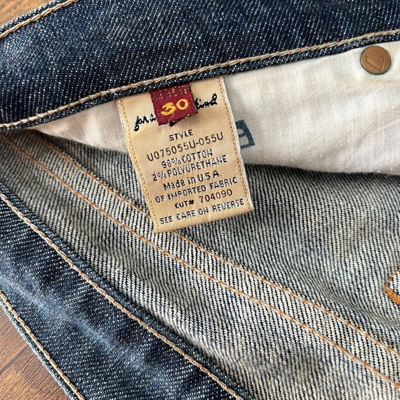 7 For All Mankind, size 30, blue denim jeans w/ pink rhinestones. - Picture 3 of 11